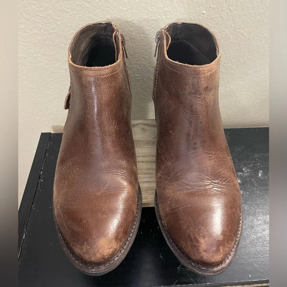 Matisse Kate Bootie Brown Leather Buckles Block Heel Size 7 - Picture 4 of 8